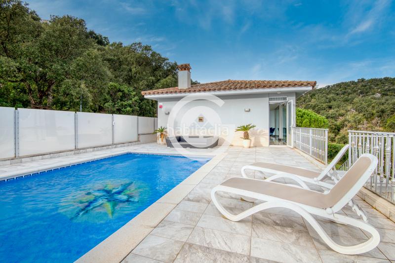 Foto fa0ef2fc-dd67-4cdd-94e9-058509329525. Chalet casa exclusiva con piscina en Cabanyes-Mas Ambrós-Mas Pallí Calonge