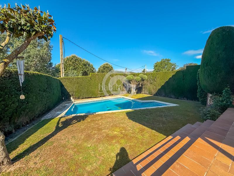 Foto 69e4761c-bac8-4f80-8894-27e287e80e61. Casa a carrer del terri 5 a Mont-ras