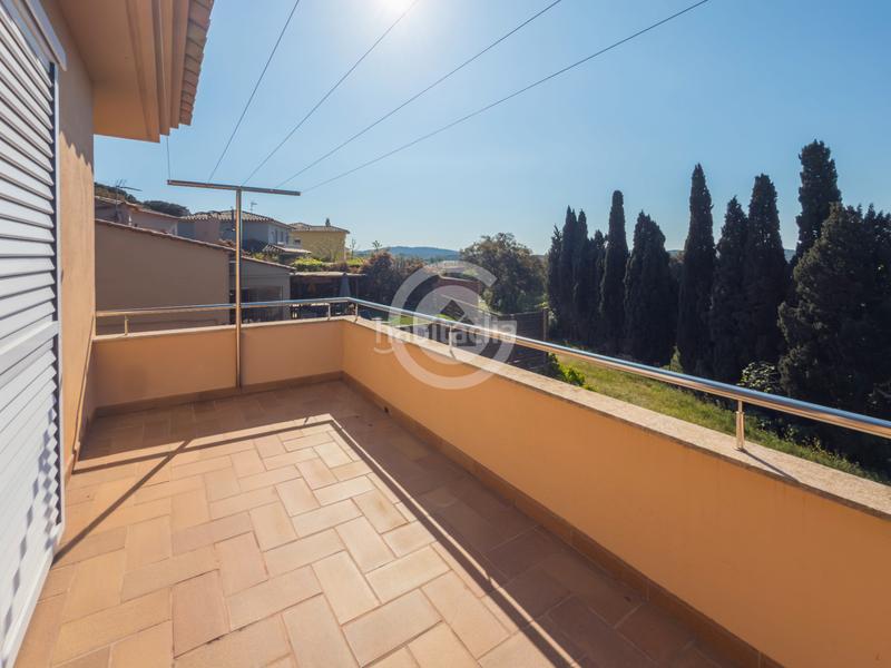 Foto d20c0916-8f05-407e-a989-e6076b827ece. Casa a carrer del terri 5 a Mont-ras