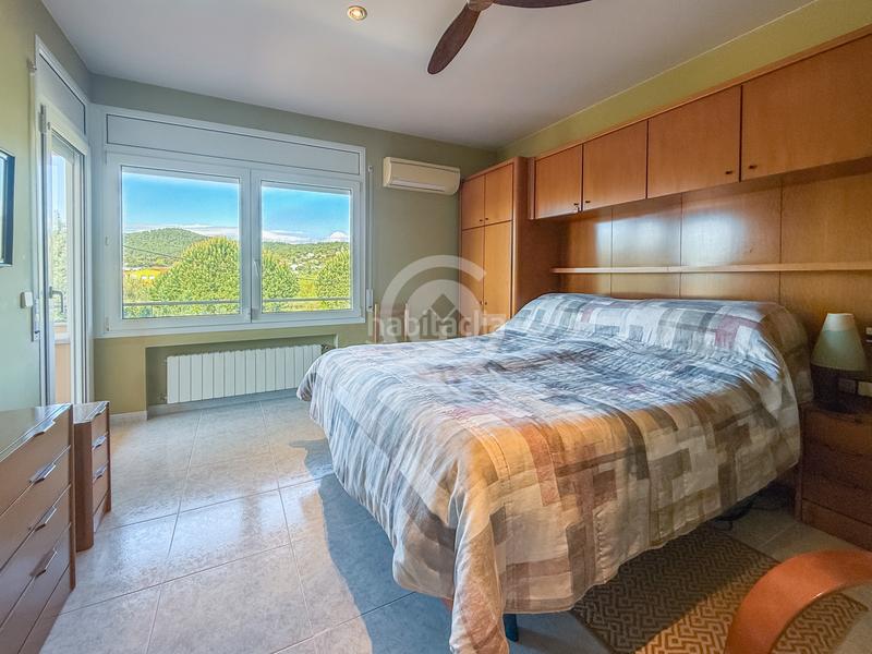 Foto fd15a694-e690-4c3e-ba4e-88e25acfaab3. Casa a carrer del terri 5 a Mont-ras