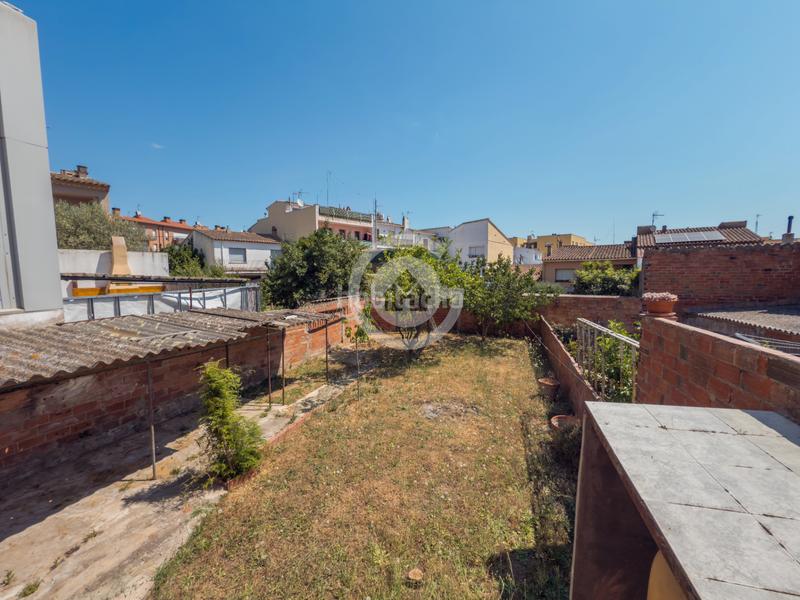 Foto b867d0d8-efd6-4f59-92c5-854ba24ae707. Casa adossada amb xemeneia calefacció aparcament a Palafrugell