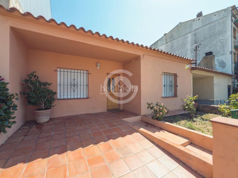 Foto d6bdb6cf-c7b5-462b-af06-3593cf44a721. Semi detached house with fireplace heating parking in Palafrugell