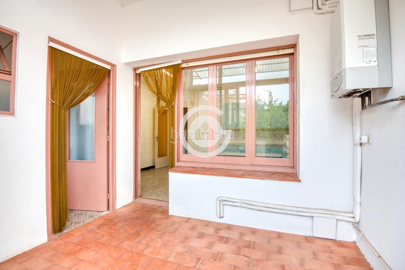 Foto 48336348-b45b-4ae2-9bf2-af5cef92ebf3. Casa adosada casa de pueblo con local comercial en el centro – un proyecto con infinitas posibilidades en Palafrugell