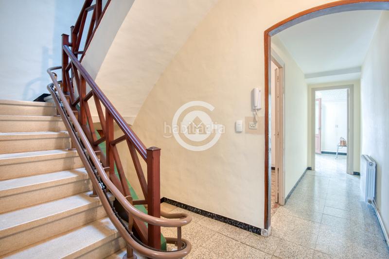 Foto 7a7bd728-6e2b-4fec-a29e-d5e679faca7f. Casa adosada casa de pueblo con local comercial en el centro – un proyecto con infinitas posibilidades en Palafrugell