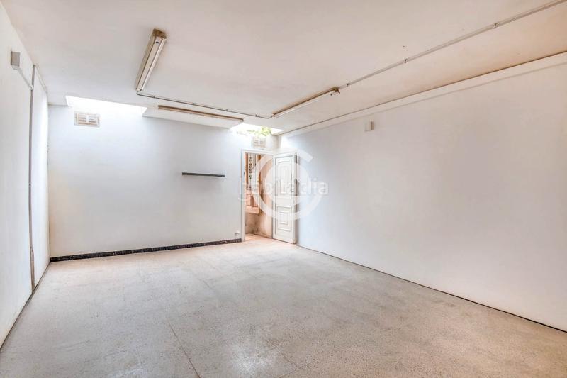 Foto ba781ddd-f181-4a46-8a80-a67170092bf2. Casa adosada casa de pueblo con local comercial en el centro – un proyecto con infinitas posibilidades en Palafrugell