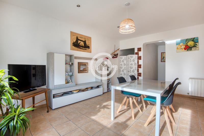 Foto 3fa01731-0577-4a42-b516-1b26f3adce68. Casa adossada amb xemeneia aparcament a La Punxa Palafrugell