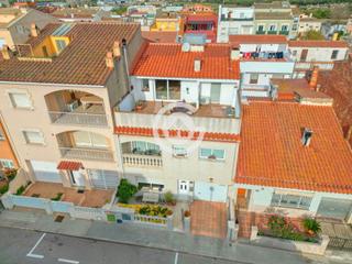 Casa a schiera  Carrer de l'escala. Chalet adosado en venta en palafrugell