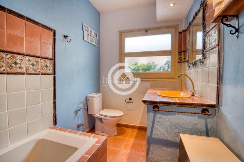 Foto 57955ee1-851d-4ad9-9a10-7e5483fd1a51. Casa adossada amb xemeneia aparcament a La Punxa Palafrugell