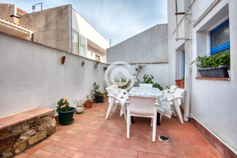 Foto d848cee0-e884-4912-8dba-502bc317c256. Casa adossada amb xemeneia aparcament a La Punxa Palafrugell