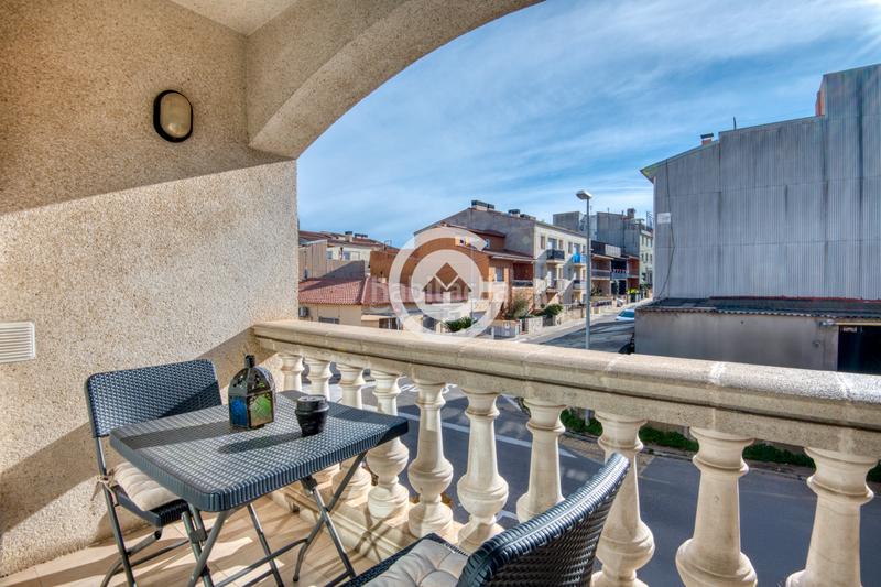 Foto eea8ac62-313e-403b-828f-0457d89d36e6. Casa adossada amb xemeneia aparcament a La Punxa Palafrugell