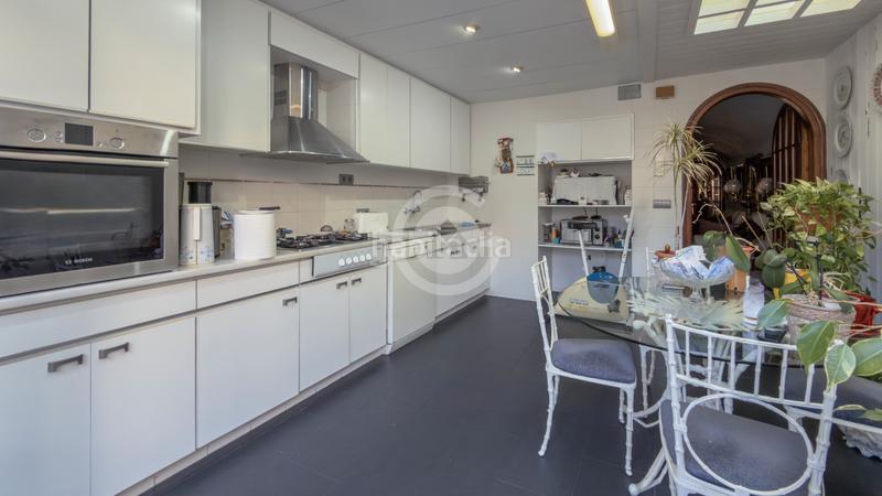 Foto 040f92b1-46fe-48fd-9939-9bc0a9d25500. Casa adossada amb xemeneia calefacció a Centre Palafrugell