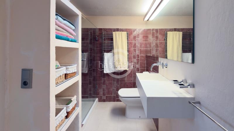 Foto 200e0923-c7c1-47ca-ba9b-1233eb4ff17a. Casa adossada amb xemeneia calefacció a Centre Palafrugell