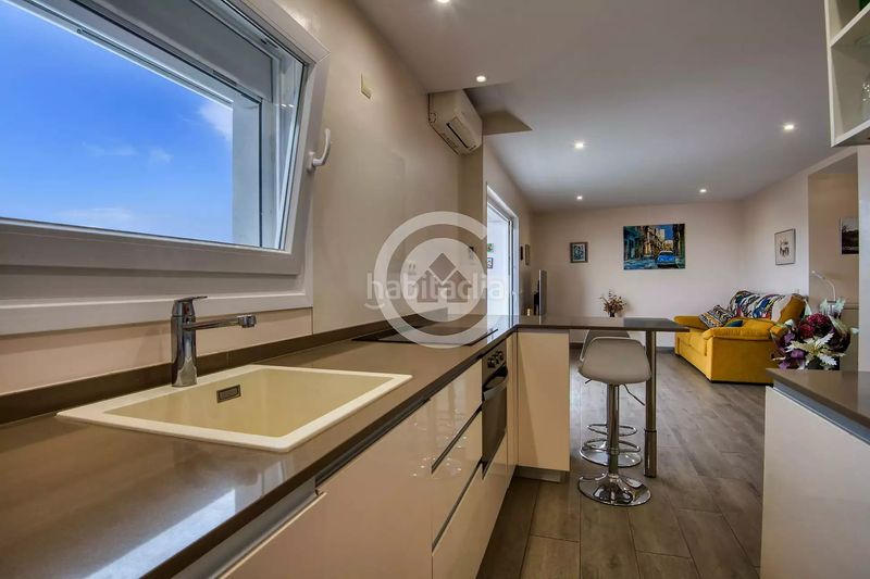 Foto b25cb8ed-1dbe-4f36-8bb1-d1dd6f48c27f. Pis amb calefacció a Centre Palamós