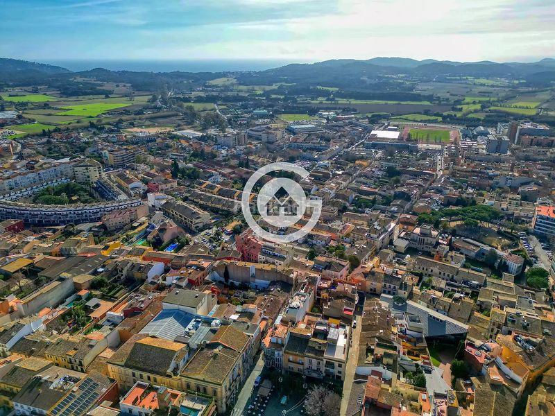 Foto eb8a03d3-a09e-48ab-83aa-a3934ef6d751. Pis amb calefacció a Centre Palafrugell
