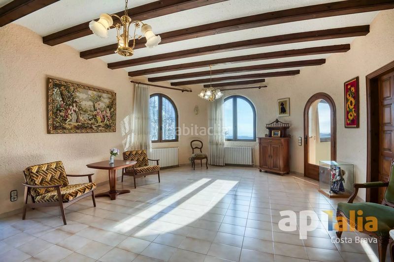 Foto dcdfaaa2-9292-4a0b-8e3e-06cf3d5db6fc. Maison avec parking piscine dans Cabanyes-Mas Ambrós-Mas Pallí Calonge