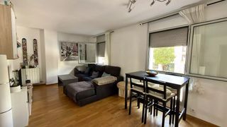 Etagenwohnung  Calle de pi i margall. Piso c�ntrico con ascensor y parking en el coraz�n de palafrugel