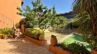 Haus  Francisco quevedo. Amplia vivienda con jard�n, garaje a un paso del centro de palaf