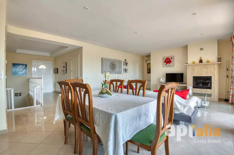 Foto c590fbee-fc82-4212-a38d-e6f67165d0e2. Maison avec parking piscine dans Cabanyes-Mas Ambrós-Mas Pallí Calonge
