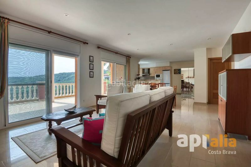 Foto f1c2d4fb-c581-42d9-b1fe-a9d048e9990b. Maison avec parking piscine dans Cabanyes-Mas Ambrós-Mas Pallí Calonge
