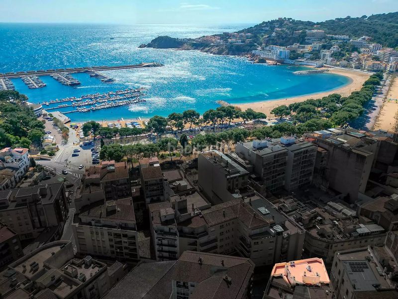 Foto cca4b75c-f3e9-4fc0-bc65-fa214f470466. Pis amb aparcament a Centre Sant Feliu de Guíxols