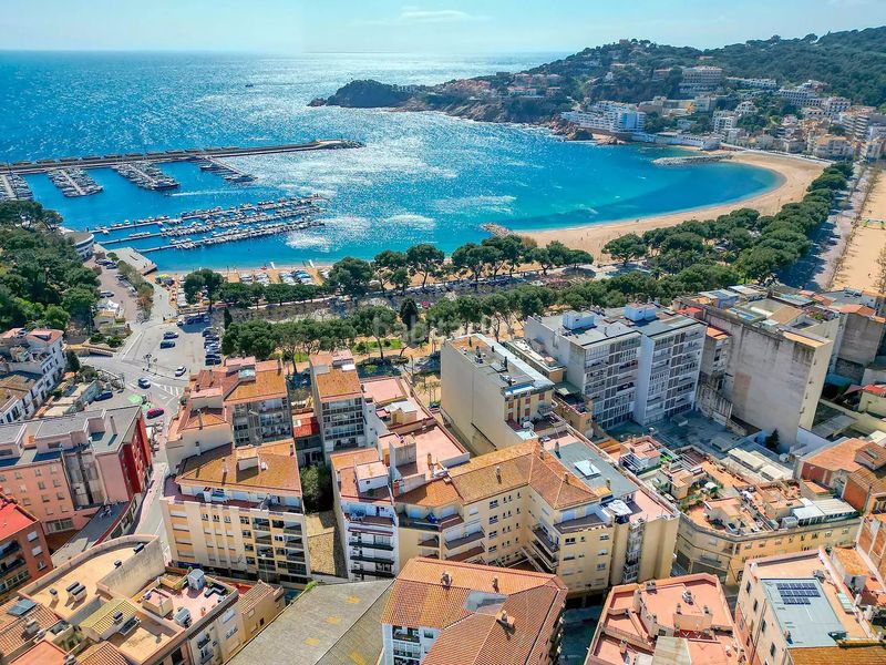 Foto d86a30a2-6907-4dd8-9cc6-8214d70ae882. Pis amb aparcament a Centre Sant Feliu de Guíxols