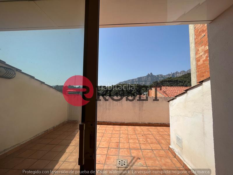 Foto 0b9c3525-8753-41cc-a58c-1b0f042701f4. House with parking in Castellbell i el Vilar