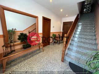 Casa a Castellbell i el Vilar. ¡exclusiva casa unifamiliar con ascensor en el centro del pueblo
