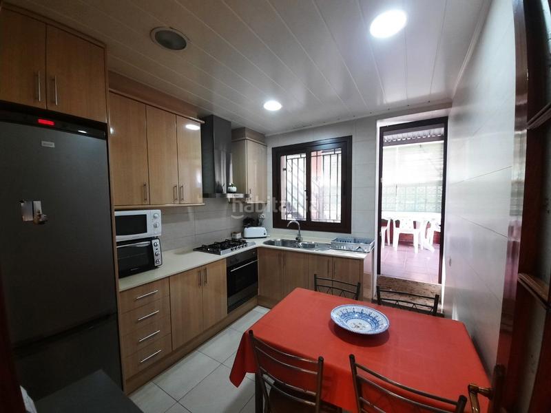 Foto 7d75f2a7-bbe6-4ba1-b3b7-4c5214d43a50. Casa  reformada+piso indep. en Papiol (El)