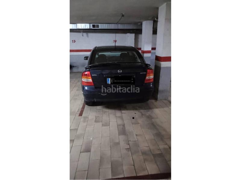 Foto f3b2acd7-818a-4580-b6be-6961c295b150. Posto auto in Roca del Vallès (La)