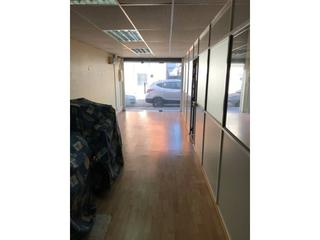 Location Local commercial  Valles. Local comercial en alquiler