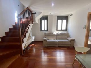 D�plex  Calle barcelona. D�plex en alquiler en el centro de granollers
