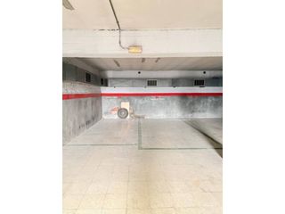 Miete Autoparkplatz  Calle aragó. Alquiler de garaje en granollers, zona sant miqueltres torres