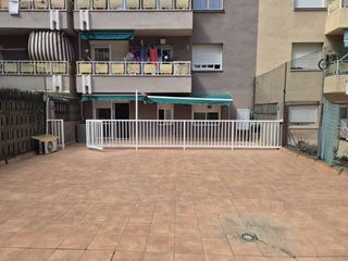 Appartamento  Calle foment. Venta de piso reformado y adaptado en granollers, zona sant miqu