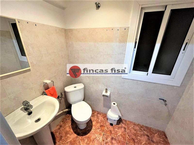 Foto 01adbeda-afbb-47f5-b978-b4d07fdb20d9. Local comercial en Centre-Nucli Antic Premià de Mar