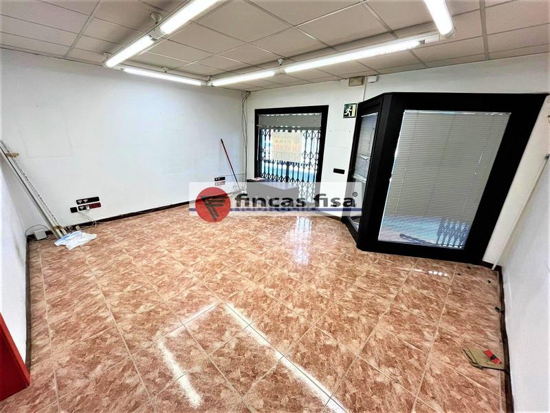 Foto 9cc4950d-a6f2-4053-91a4-ae0151814981. Local comercial en Centre-Nucli Antic Premià de Mar