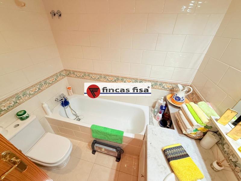 Foto 3995f052-1ac1-4b49-9193-7a522a88595a. Casa adosada en Premià de Dalt