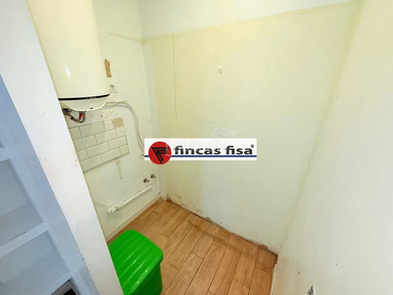 Foto ba7e6441-b458-45dc-83a5-227e059e42ea. Alquiler local comercial en Centre-Nucli Antic Premià de Mar