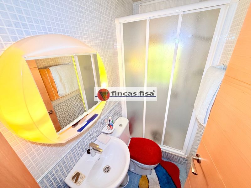 Foto 651e7859-181b-4a5d-a017-277b49fb5b0a. Casa amb calefacció aparcament piscina a Premià de Dalt