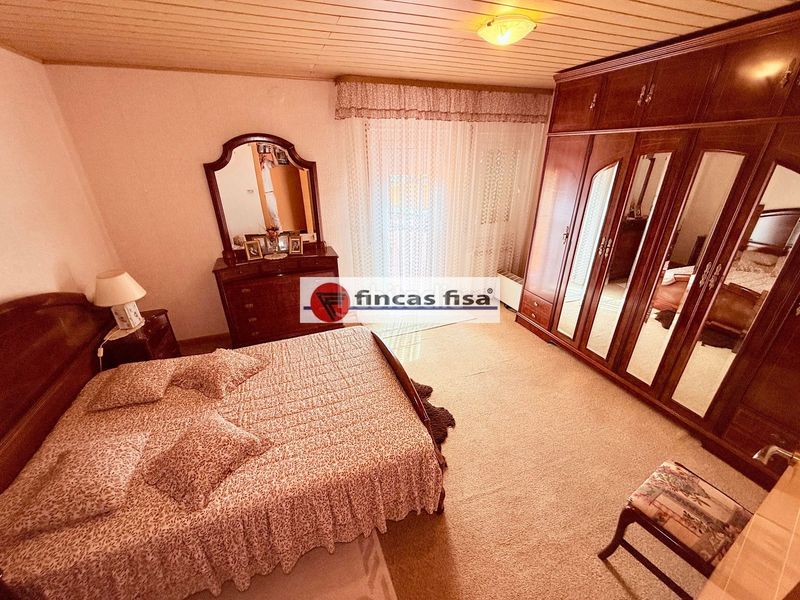 Foto 731832ab-2326-46a7-bbcf-3fe89d77f049. Casa amb calefacció aparcament piscina a Premià de Dalt