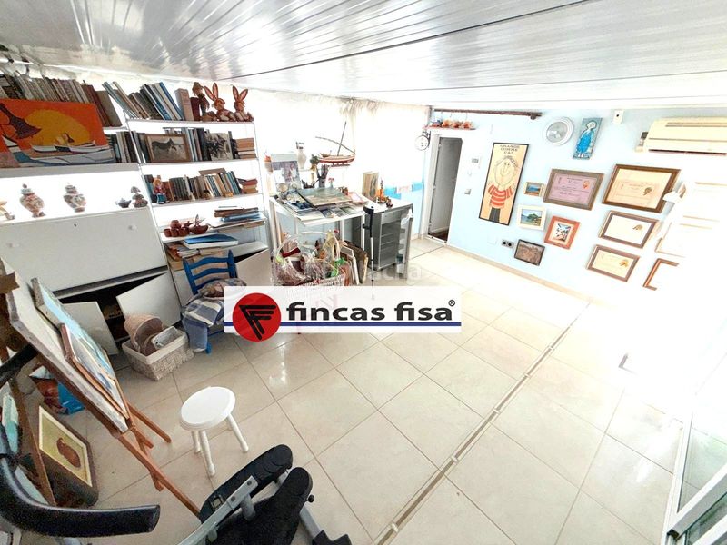 Foto d95ef354-b994-488f-b367-3d1639852682. Casa adossada amb calefacció a Zona Alta Premià de Mar
