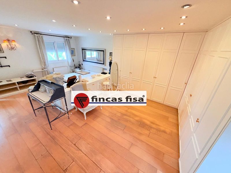 Foto e35a0f6f-04f8-4623-b5fc-10e4d2998ba3. Casa adossada amb calefacció a Zona Alta Premià de Mar