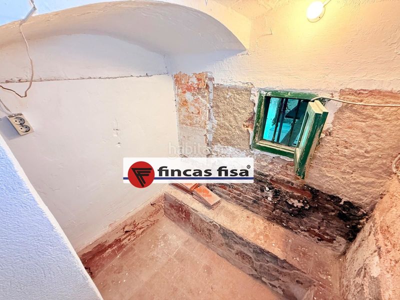 Foto 87c39986-ba8a-4df2-9775-e27662a6ffd3. Casa adossada a Centre-Nucli Antic Premià de Mar