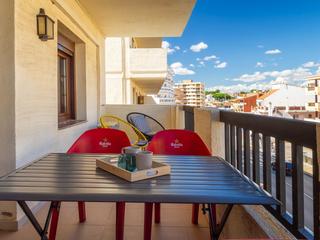 Apartament a Riells. Vive a 100 metros de la playa de riells, en la hermosa costa bra