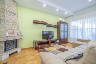 Casa adossada a Torroella de Fluvià. Casa con jardín privado en torroella de fluvià