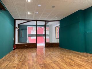 Miete Geschäftsraum in Castelló d´Empúries. Alquiler de local comercial en el centro de castelló dempúries