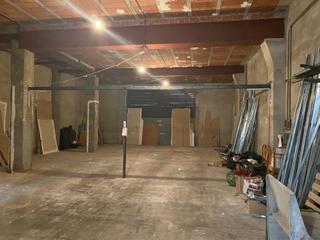 Lloguer Local Comercial a Centre. Amplio almacén en zona céntrica de figueres
