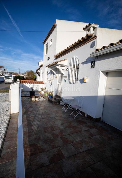 Foto 877b3b4a-c6e4-49d2-b9e6-f373672856cd. Casa amb calefacció aparcament a Sant Maurici Empuriabrava