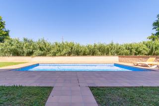 Pis a Sant Pere Pescador. Planta baja con encanto y piscina en sant pere pescador