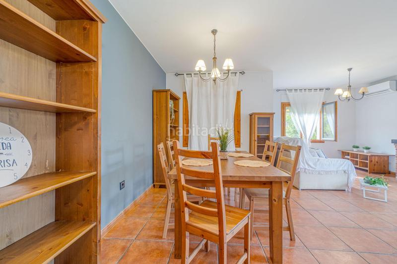 Foto 3883ee75-923b-4bfa-97c7-c98a4b9a6bdd. Casa vivienda unifamiliar aislada en golf con jardín privado y piscina comunitaria en Peralada