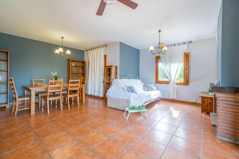 Foto 624a893a-dba5-4e61-bc08-dd31ceb9570e. Casa vivienda unifamiliar aislada en golf con jardín privado y piscina comunitaria en Peralada